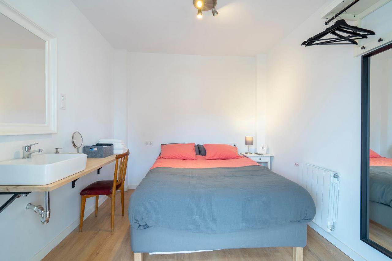 Independent Close To Ifema Y Aeropuertob Apartment Madrid
